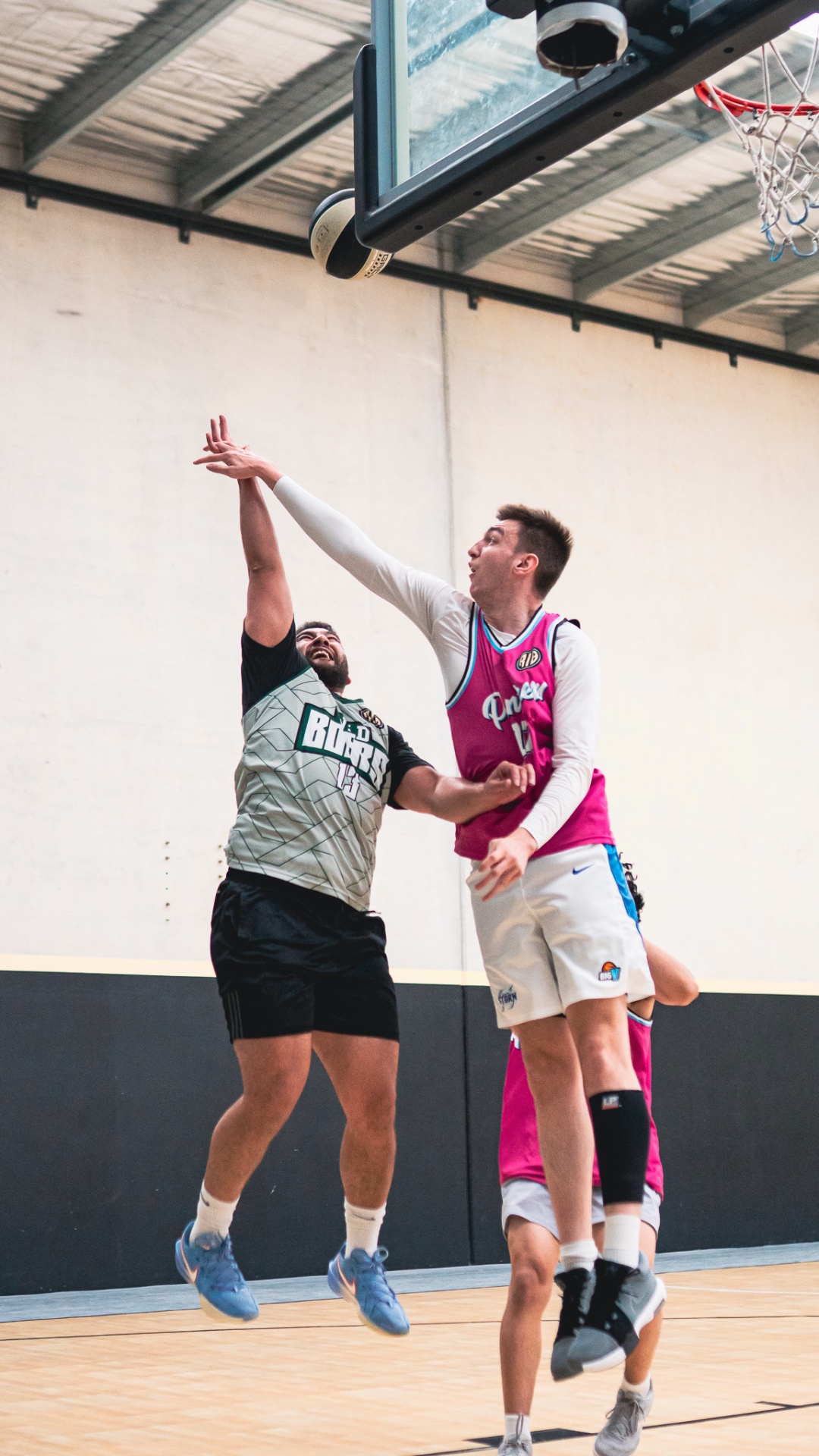 Contested layup at the rim